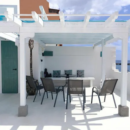 Holiday home Rooftop Dreamhouse - 3br With Seaviews *